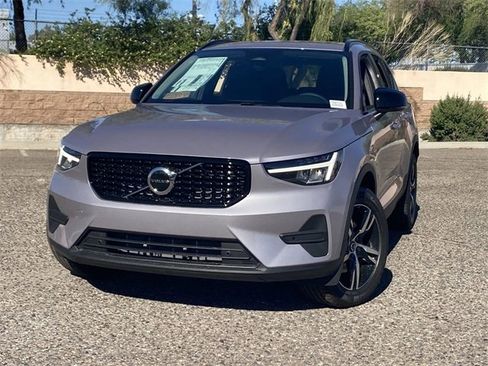 New 2026 Volvo XC40 B5 Core image 3