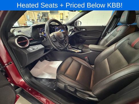 Used 2025 Chevrolet Trax RS w/ Driver Confidence Package FWD image 12