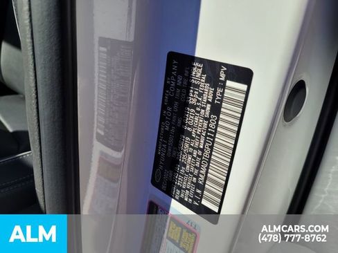 Used 2023 Genesis GV70 2.5T w/ Advanced Package image 19