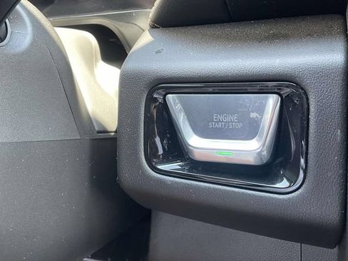 Certified 2026 GMC Yukon AT4 w/ AT4 Premium Package AWD/4WD image 27
