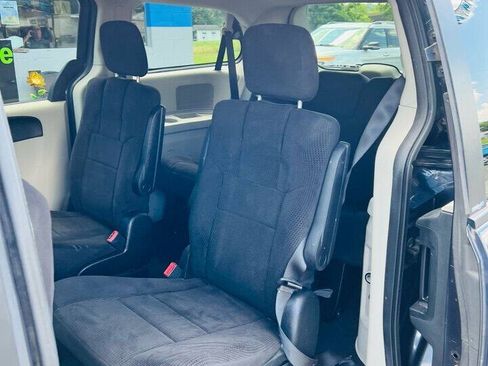 Used 2014 Dodge Grand Caravan SXT FWD image 7