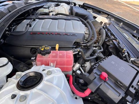 Used 2017 Chevrolet Camaro SS image 32