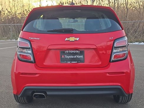 Used 2017 Chevrolet Sonic LT w/ Convenience Package image 8