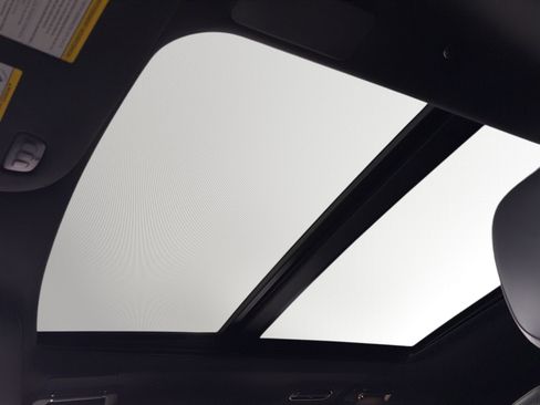 Used 2024 Lincoln Navigator Reserve AWD/4WD image 18