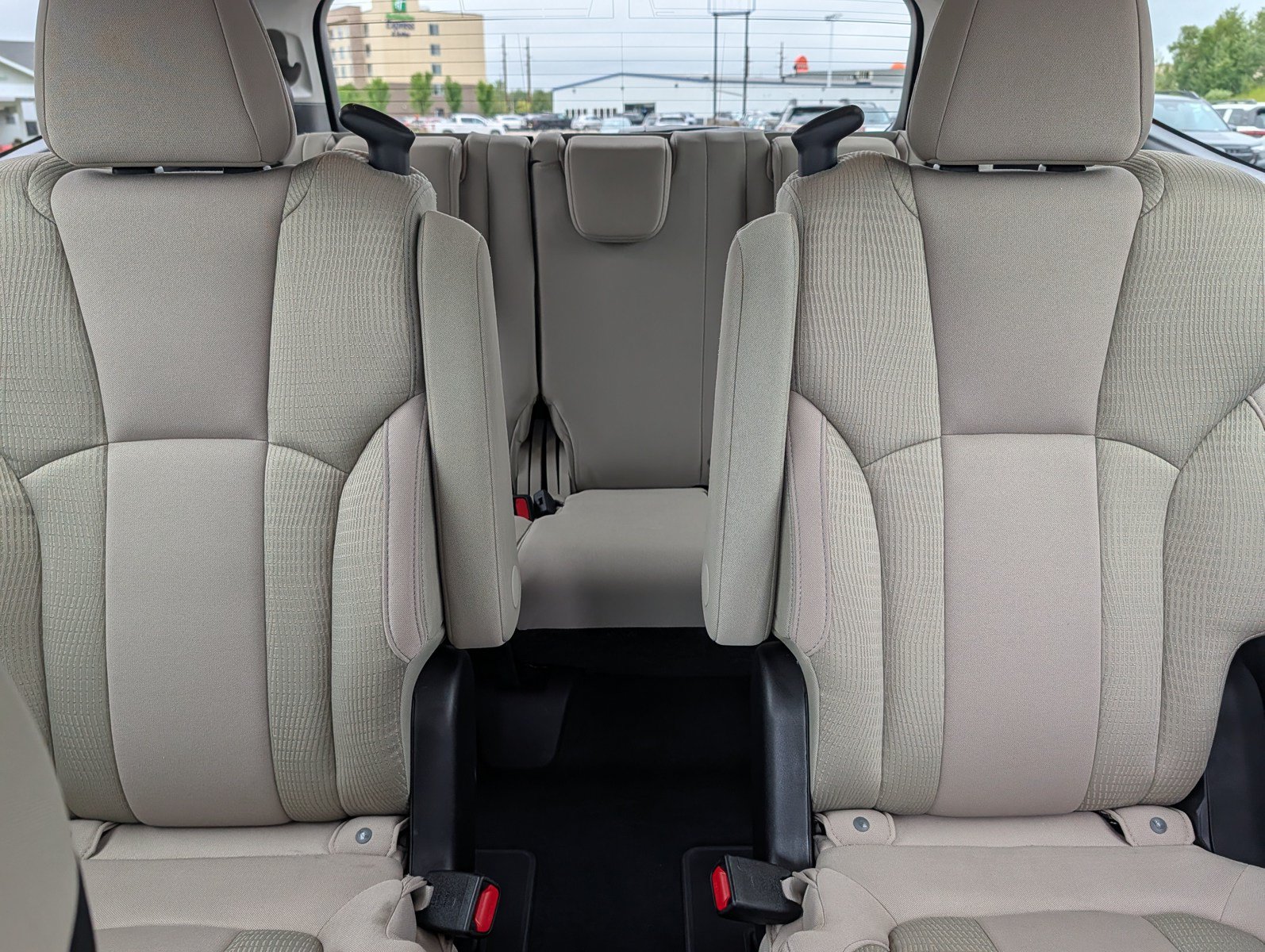 Used 2025 Subaru Ascent Premium AWD/4WD image 13
