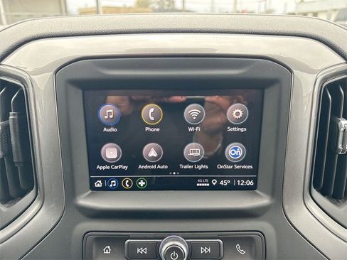 Used 2024 Chevrolet Silverado 1500 Custom w/ Dark Appearance Package image 33