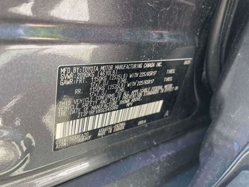Certified 2025 Toyota RAV4 XLE AWD/4WD image 21