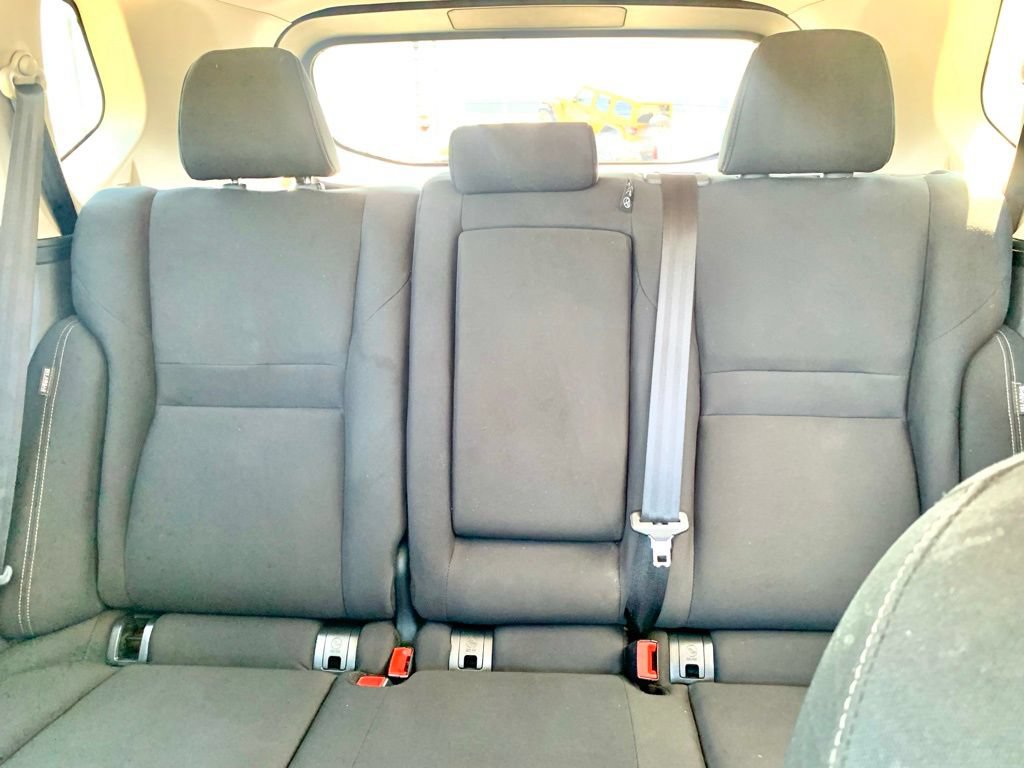 Used 2026 Nissan Rogue S FWD image 41
