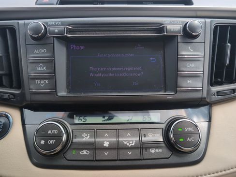 Used 2013 Toyota RAV4 Limited AWD/4WD image 26
