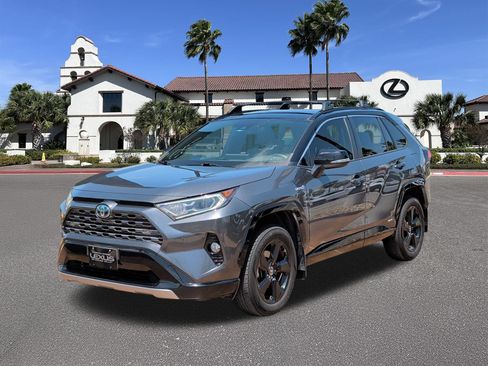 Used 2021 Toyota RAV4 XSE AWD/4WD image 5