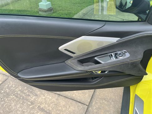 Used 2020 Chevrolet Corvette Stingray Premium Cpe w/ 3LT Preferred Equipment Group RWD image 10