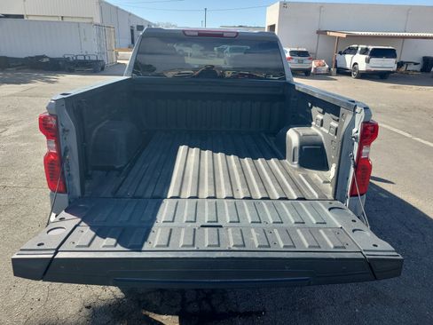 Used 2024 Chevrolet Silverado 1500 LT w/ Z71 Off-Road Package image 27