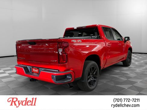 Used 2022 Chevrolet Silverado 1500 RST AWD/4WD image 3