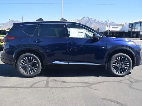 New 2026 Nissan Rogue Platinum w/ Platinum Premium Package image 8