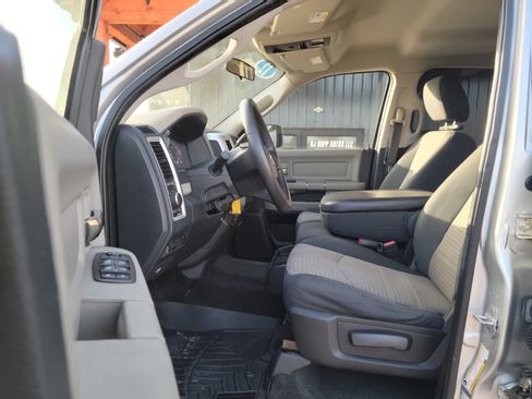 Used 2012 RAM 2500 SLT image 16