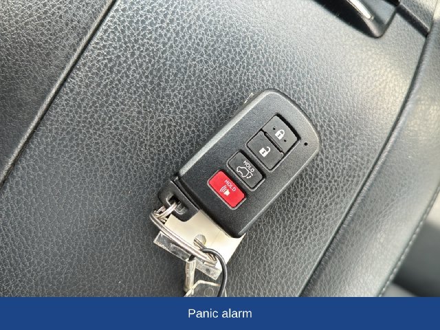 Used 2016 Toyota Highlander XLE AWD/4WD image 26