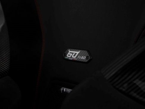 Used 2024 Lamborghini Huracan EVO image 27