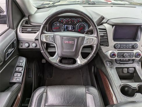 Used 2019 GMC Yukon SLT image 18
