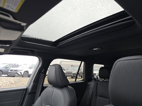 New 2026 Subaru Outback Touring XT image 9