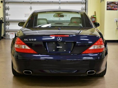 Used 2008 Mercedes-Benz SL 550 w/ P1 Pkg image 17