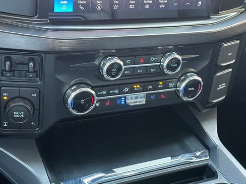 New 2026 Ford F250 Lariat w/ Black Appearance Package AWD/4WD image 20