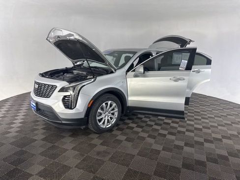 Used 2021 Cadillac XT4 Luxury w/ Driver Awareness Package image 13