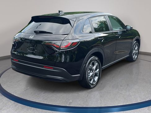 New 2026 Honda HR-V LX image 5