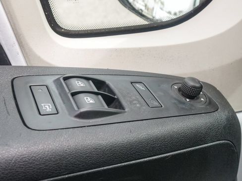 Used 2016 RAM ProMaster 2500 w/ Interior Convenience Group FWD image 15