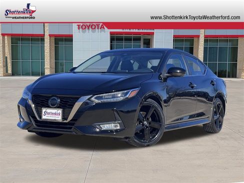 Used 2023 Nissan Sentra SR w/ SR Premium Package image 1