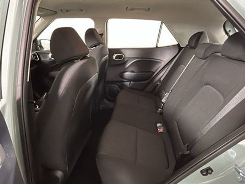 Certified 2026 Hyundai Venue SE FWD image 25