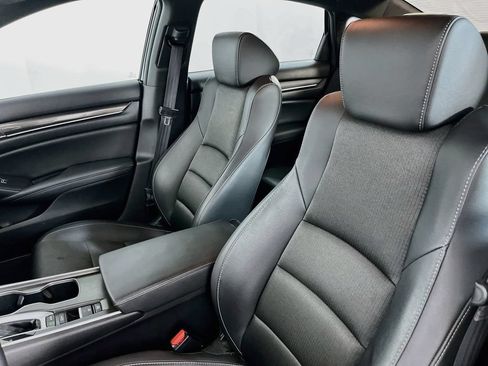 Used 2021 Honda Accord Sport image 27
