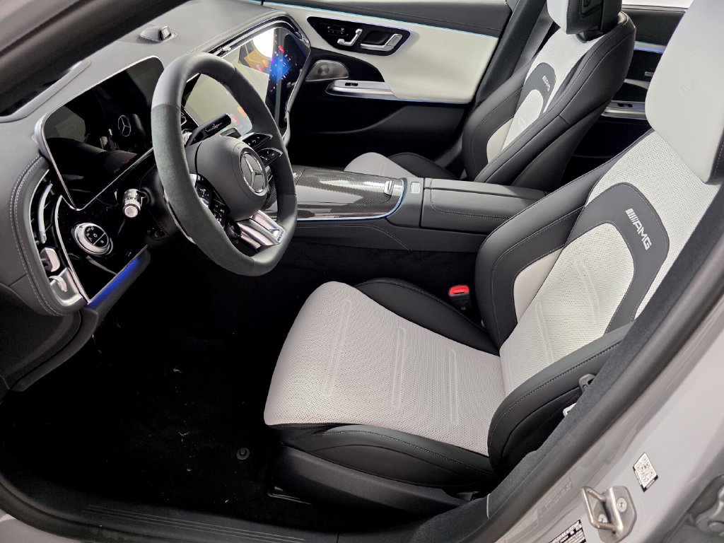 New 2027 Mercedes-Benz E 53 AMG e 4MATIC Sedan image 6