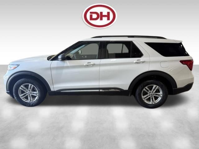 Used 2022 Ford Explorer XLT w/ Equipment Group 202A AWD/4WD image 8