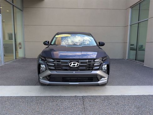 Certified 2026 Hyundai Tucson SE image 9