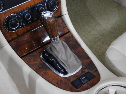 Used 2007 Mercedes-Benz CLK 350 Cabriolet image 56