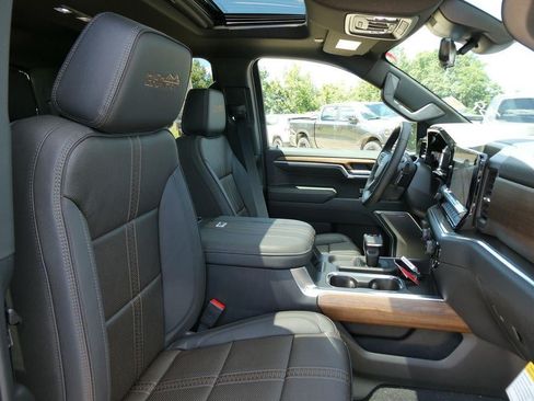 New 2026 Chevrolet Silverado 1500 High Country w/ Midnight Edition AWD/4WD image 11