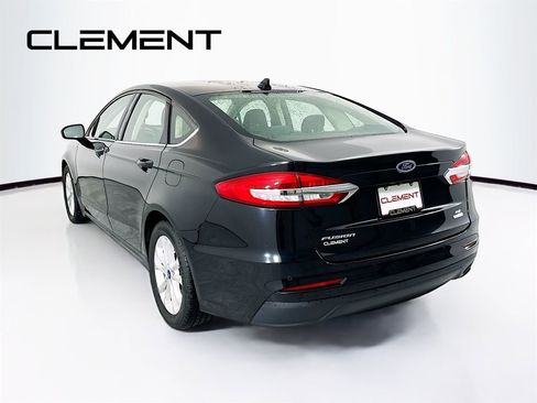 Certified 2020 Ford Fusion SE image 8