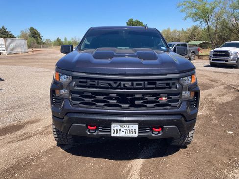 Used 2024 Chevrolet Silverado 1500 Custom Trail Boss AWD/4WD image 10