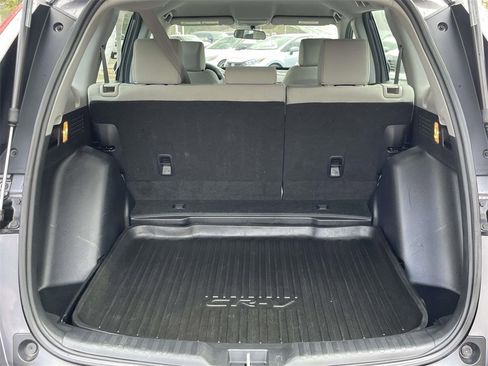 Used 2017 Honda CR-V LX image 8