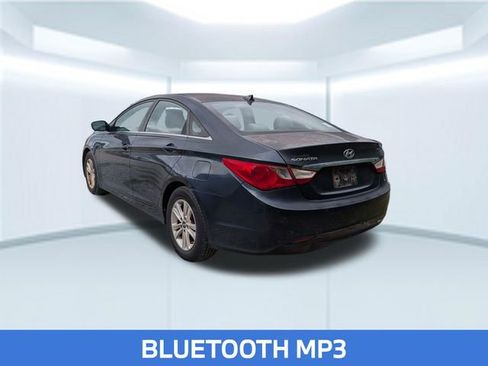 Used 2013 Hyundai Sonata GLS FWD image 2