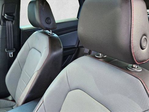 Used 2026 Volkswagen Jetta GLI Autobahn FWD image 13