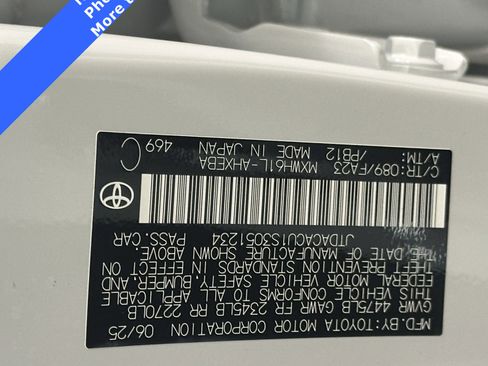 Used 2025 Toyota Prius Plug-In Hybrid image 45