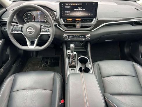Used 2023 Nissan Altima 2.0 SR image 14