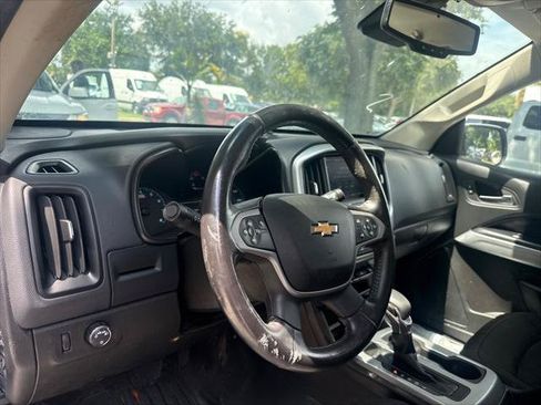 Used 2022 Chevrolet Colorado LT w/ Fleet Safety Package RWD image 12