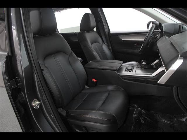 Certified 2026 MAZDA CX-90 3.3 Turbo w/ Preferred Package AWD/4WD image 16
