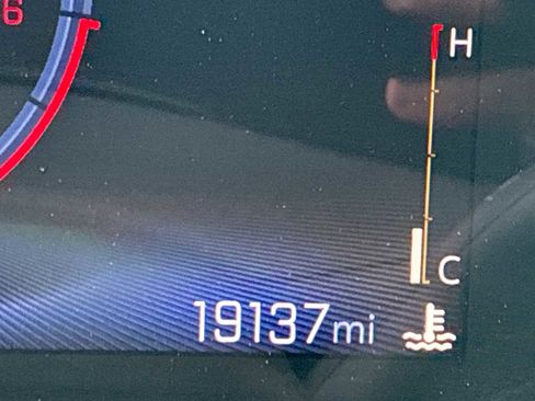 Certified 2024 Chevrolet Trax RS w/ Driver Confidence Package image 12