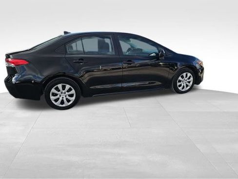 Used 2024 Toyota Corolla LE image 23