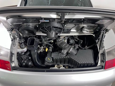 Used 2003 Porsche 911 Carrera RWD image 18
