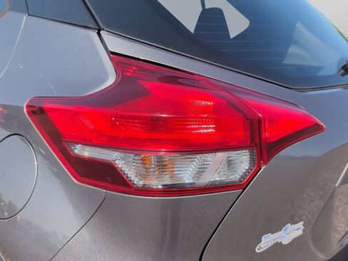 Used 2020 Nissan Kicks S FWD image 39