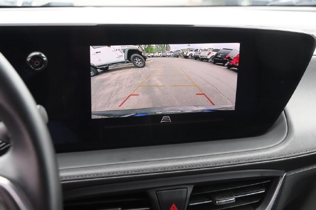 Used 2024 Buick Encore GX Sport Touring FWD image 17